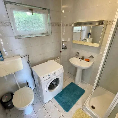 Gyoere Vendeghaz Lejlighed *