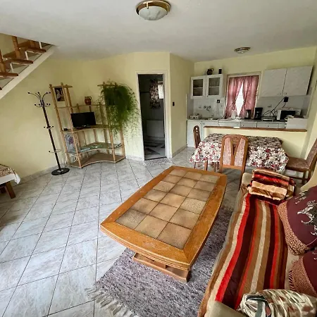 Apartment Gyoere Vendeghaz